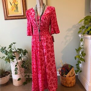 NWT Taylor Red and Pink Floral Valentine Dress